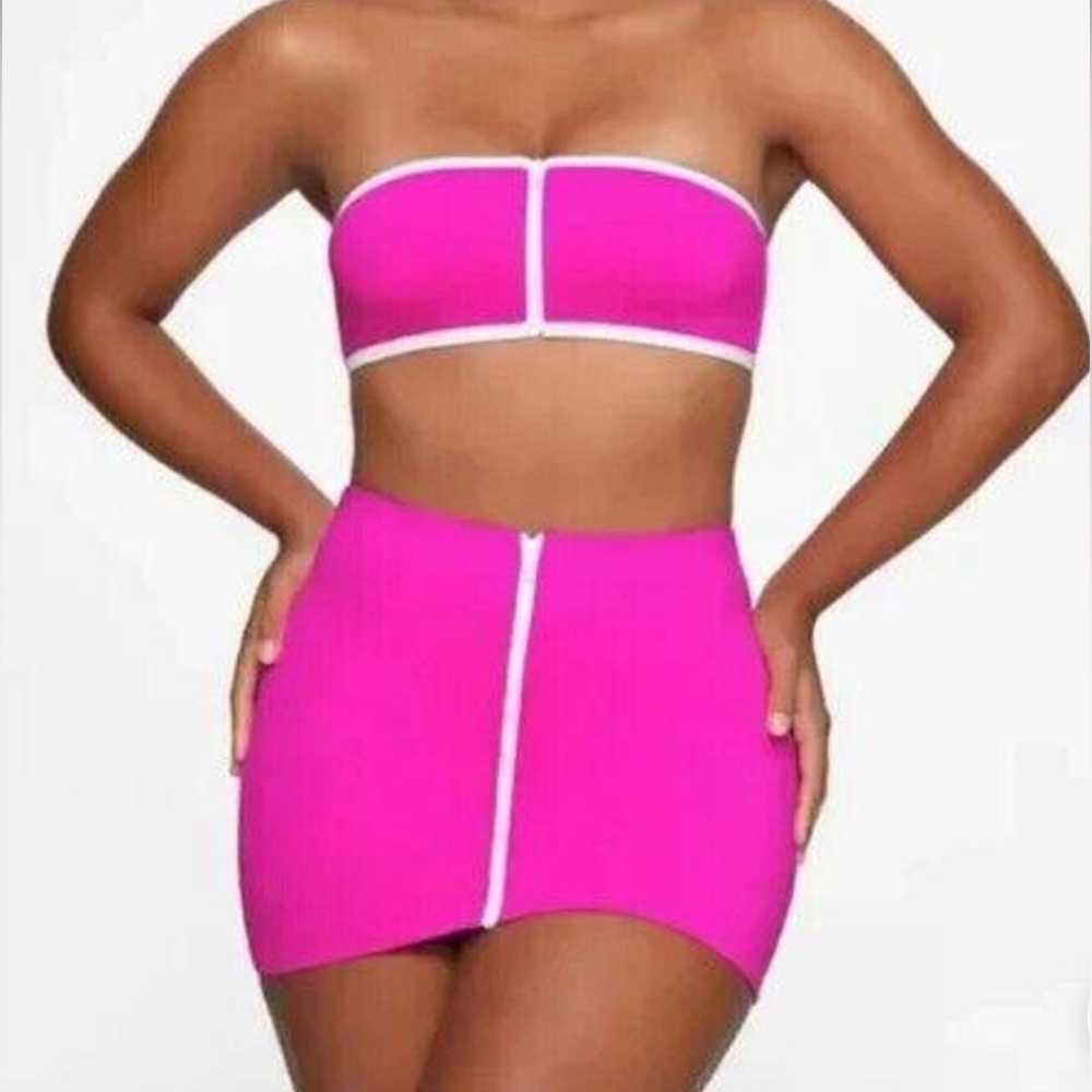 Skims Women's Sporty Zipper Swim Mini Skirt Hibiscus CU-SKT-3024 Size 2X NWT